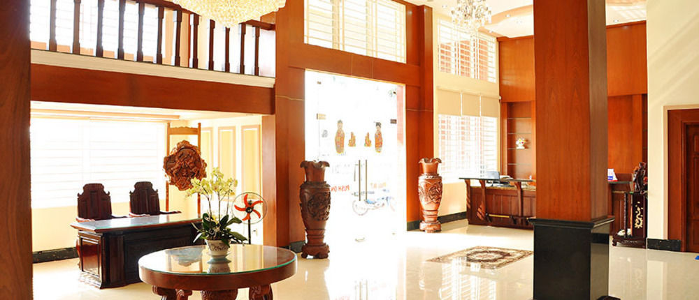 Hoang Duc Hotel Chau Doc Extérieur photo