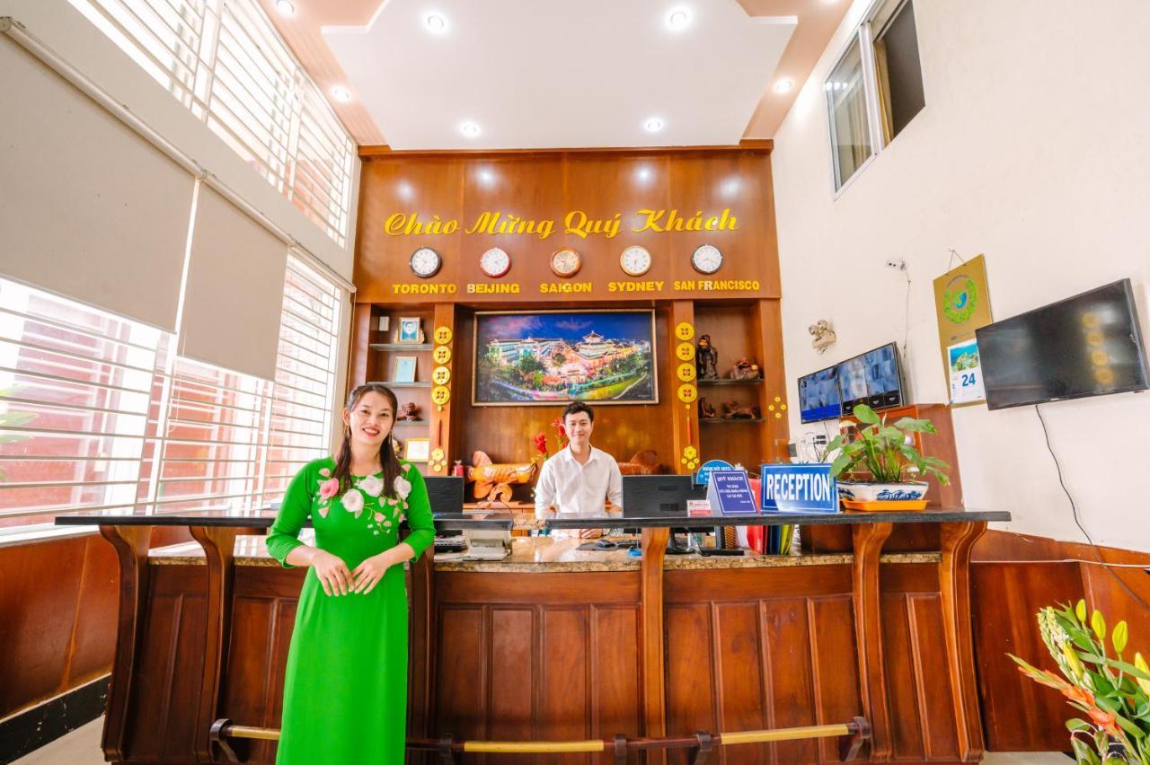 Hoang Duc Hotel Chau Doc Extérieur photo