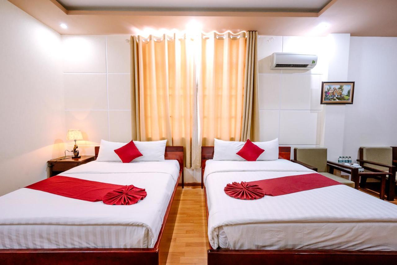 Hoang Duc Hotel Chau Doc Extérieur photo
