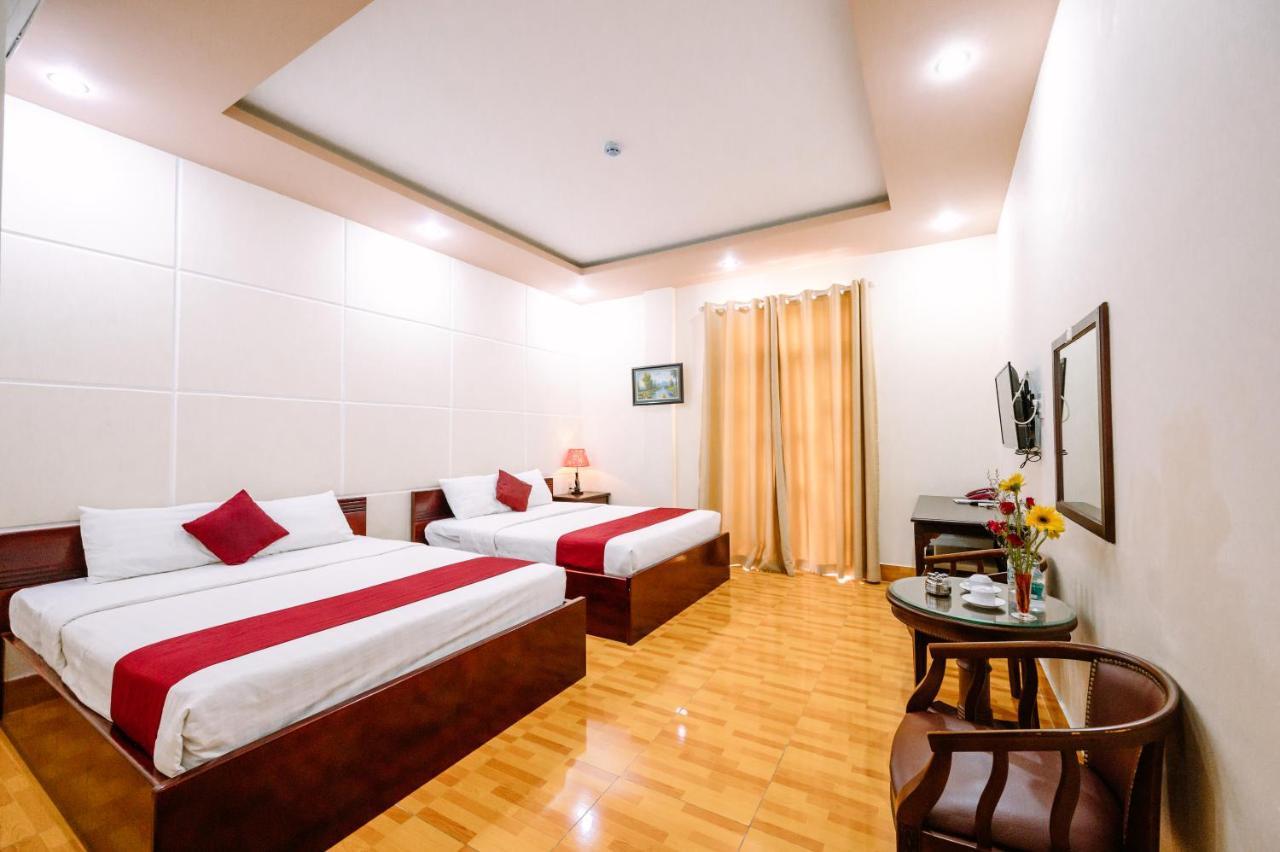 Hoang Duc Hotel Chau Doc Extérieur photo