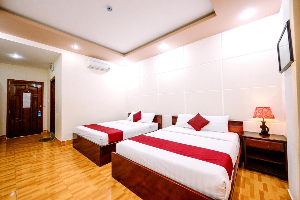 Hoang Duc Hotel Chau Doc Extérieur photo