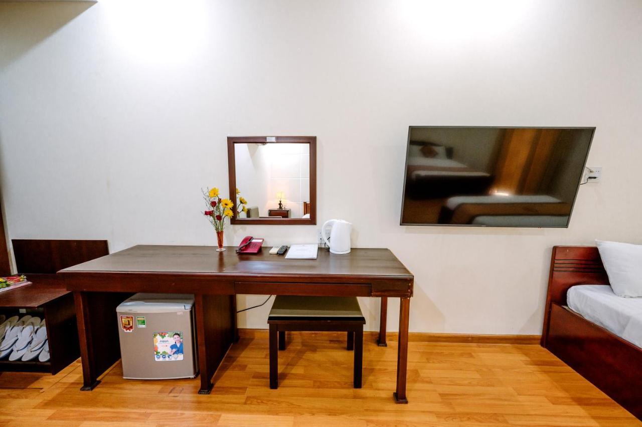 Hoang Duc Hotel Chau Doc Extérieur photo