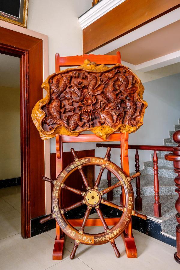 Hoang Duc Hotel Chau Doc Extérieur photo